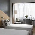 La Pergola 3*