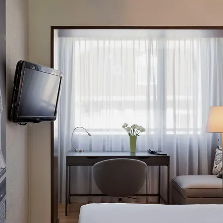 Готель La Pergola 3*